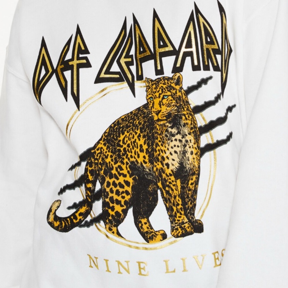 Aeropostale Oversized Def Leppard crewneck sweater - Picture 5 of 6